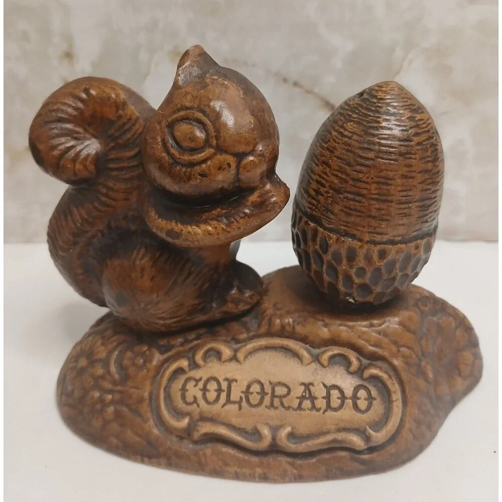 Vintage 1980 Treasure Craft USA Squirrel Acorn Nut Salt N Pepper Shaker Colorado